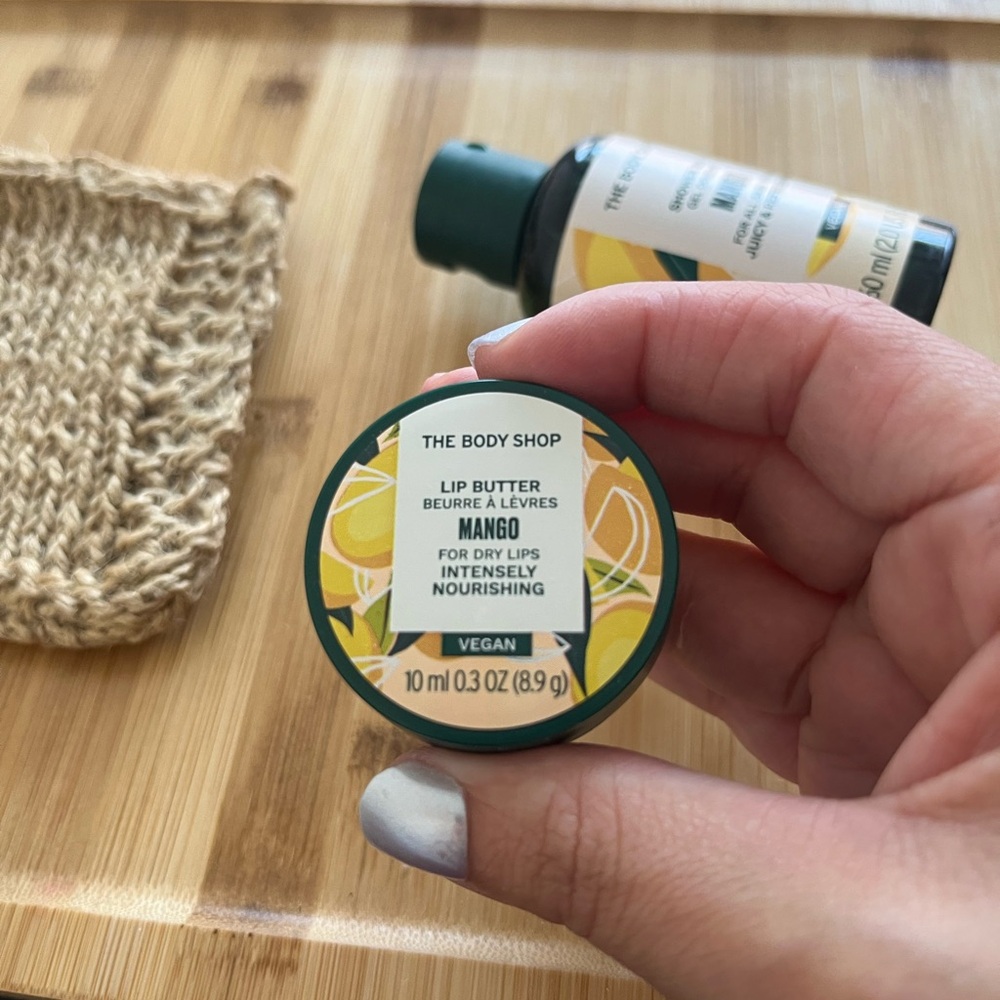The Body Shop Yellow‎ and Green Body Wash - Picture 3 of 4